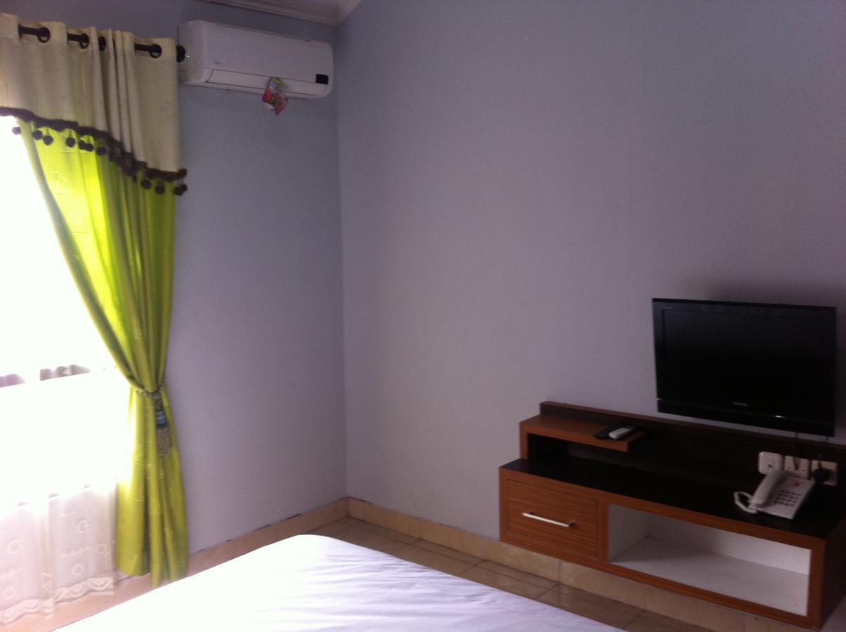 מלון Surakarta  Pineapple Mansion חדר תמונה